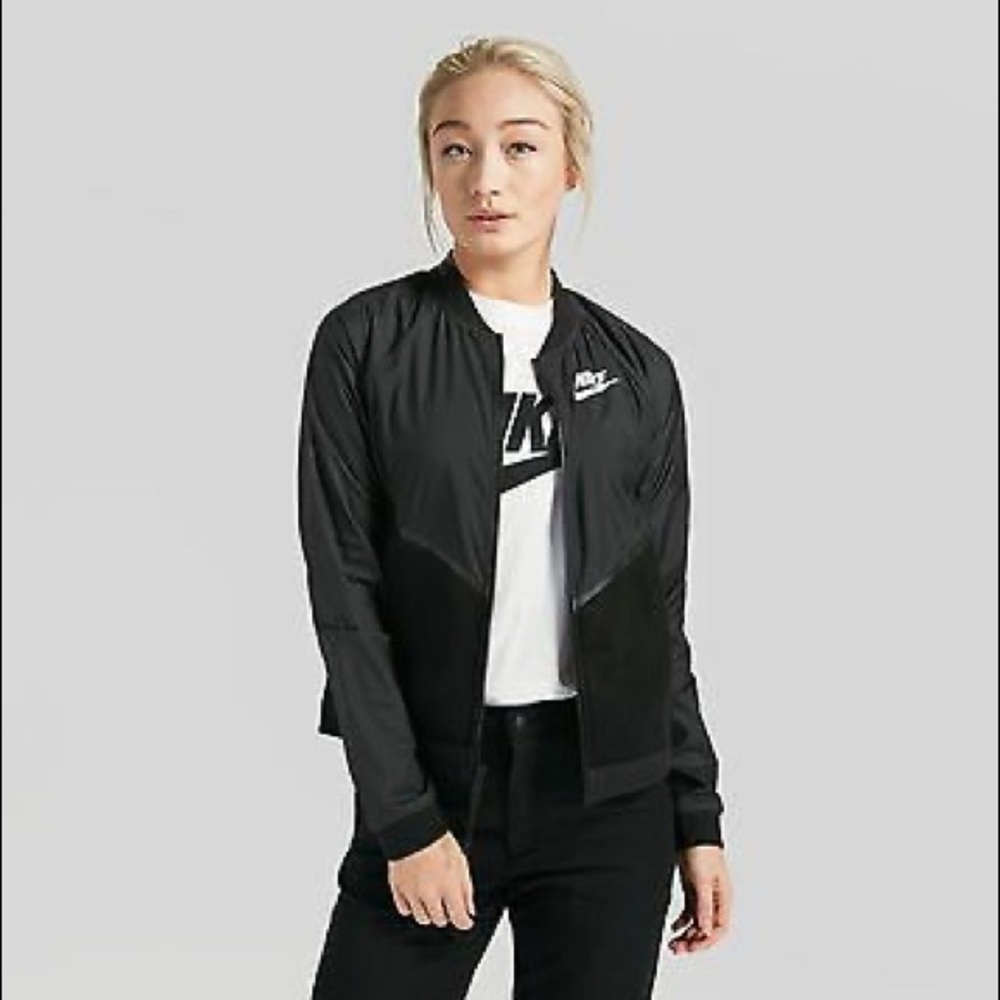 W Nike Mesh Jacket